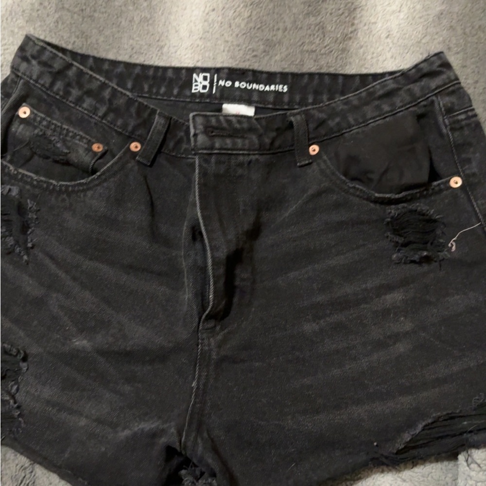 No Boundaries Black Distressed Women's Shorts